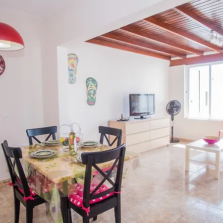 Apartament Claudia Beach 아파트